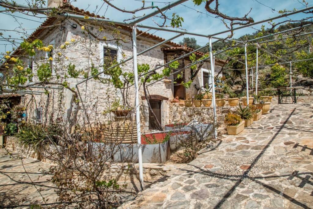 Villa Pontinos Old House Míloi Exterior foto